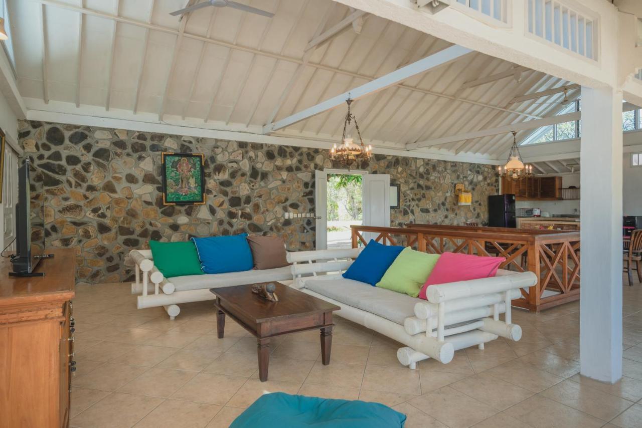 Villa Dinding Batu Singaraja Dış mekan fotoğraf
