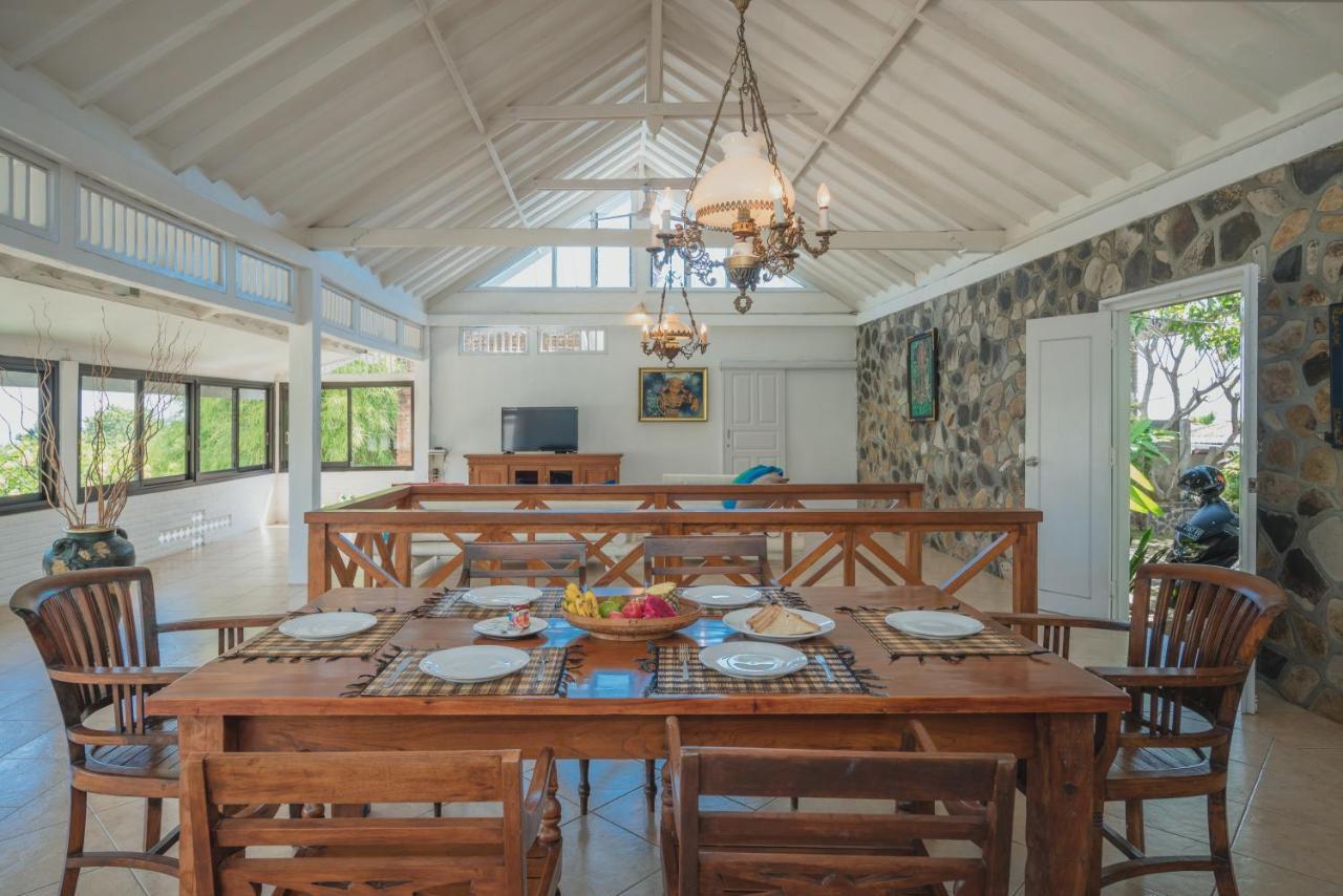 Villa Dinding Batu Singaraja Dış mekan fotoğraf