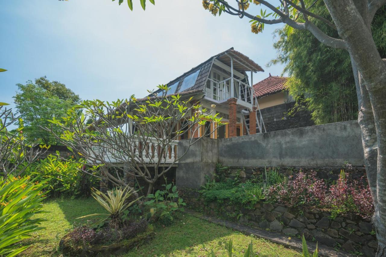 Villa Dinding Batu Singaraja Dış mekan fotoğraf